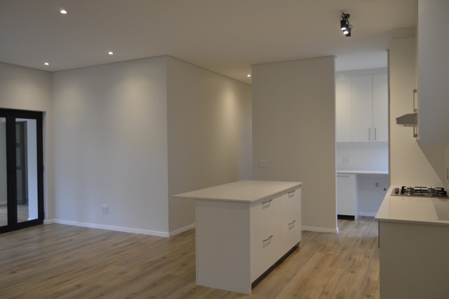 3 Bedroom Property for Sale in Somerset Lakes Western Cape